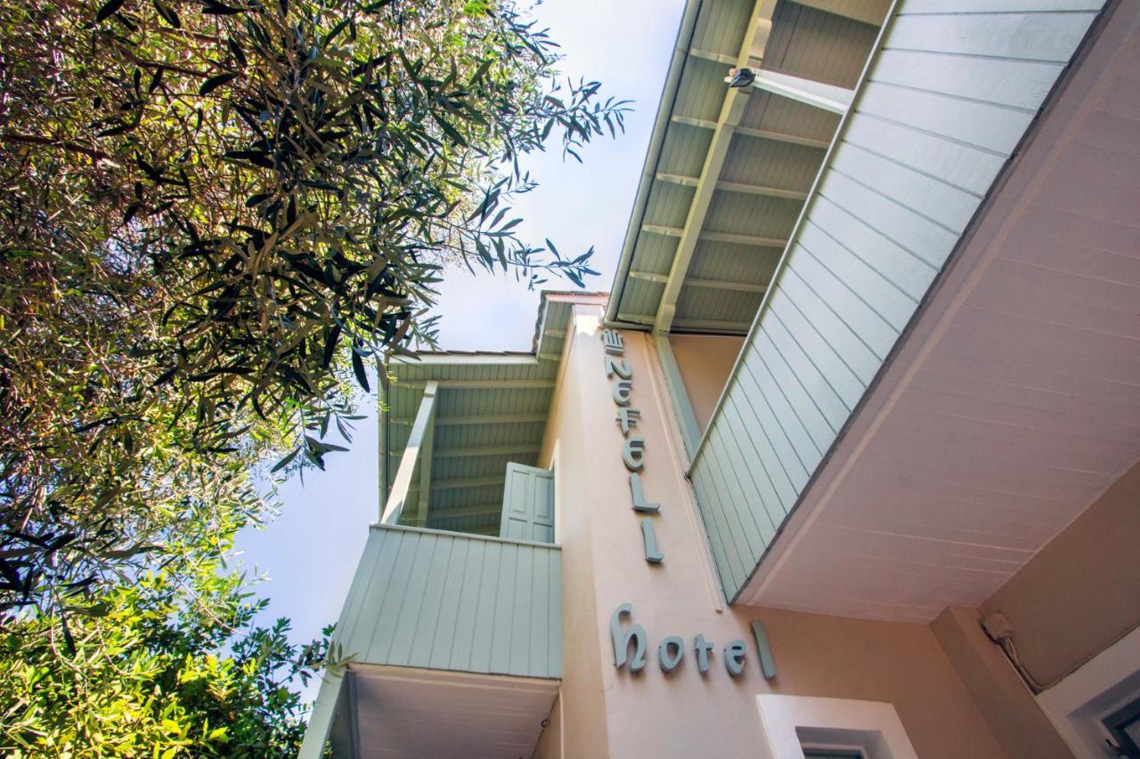 Áyios Nikítas Nefeli Hotel מראה חיצוני תמונה