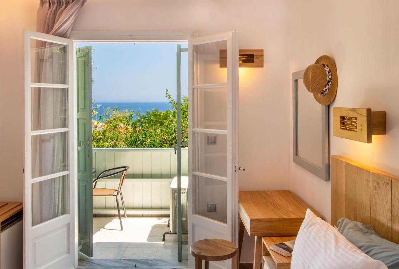 Áyios Nikítas Nefeli Hotel מראה חיצוני תמונה