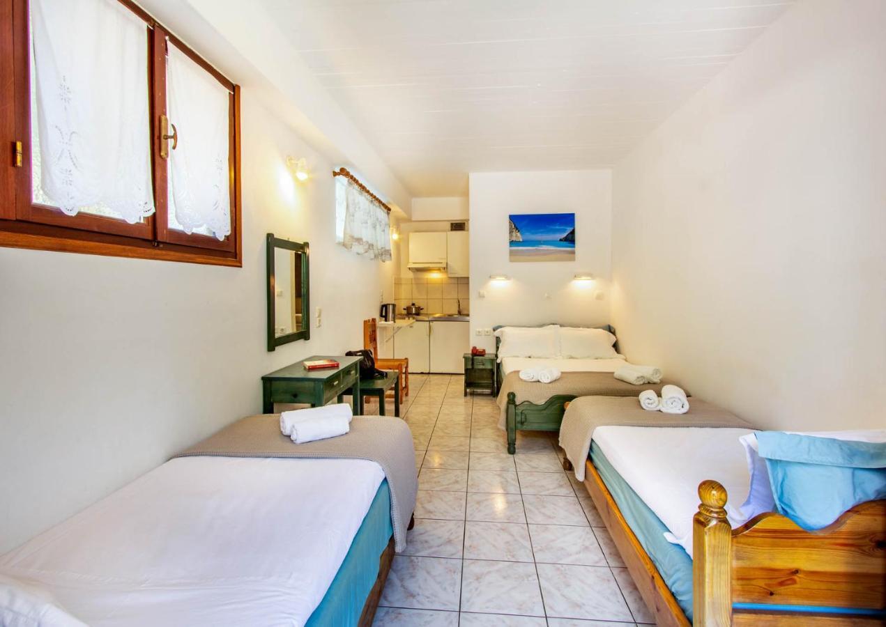 Áyios Nikítas Nefeli Hotel חדר תמונה